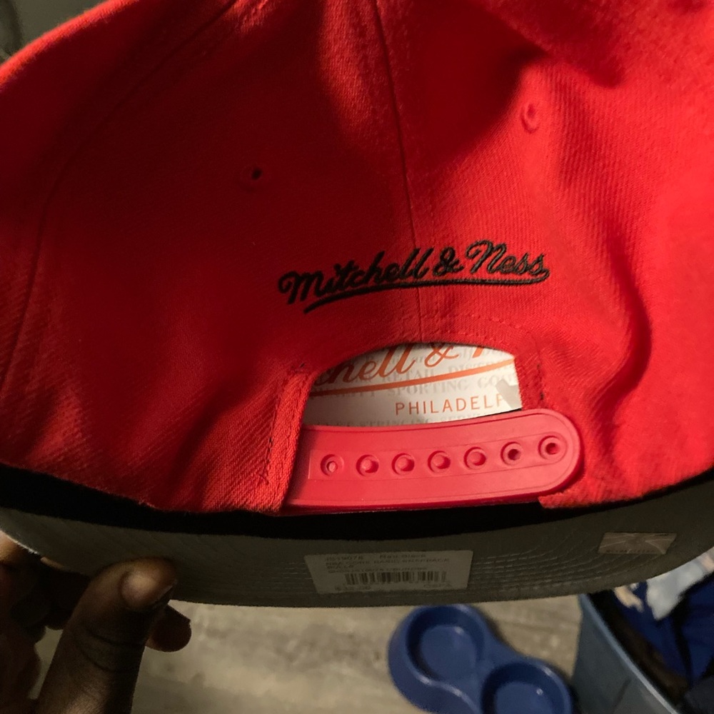 Bulls M&N SnapBack - Picture 6 of 7